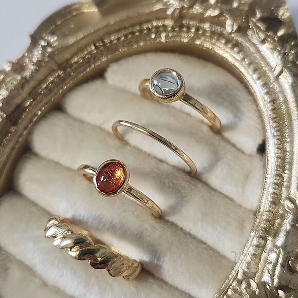 Gold Tone Costume Ring Set - Picture 1 of 3
